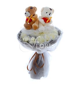 bouquet with two toys