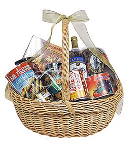 Order Gourmet Gift Basket of Snacks and Groceries | Cyber-Florist.com